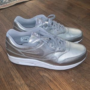 Nike Air Max 1 - Size 11.5 Men’s